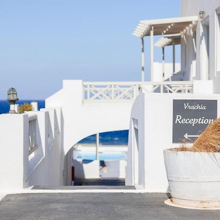 Vrachia Studios & Apartments Oia  Exterior photo