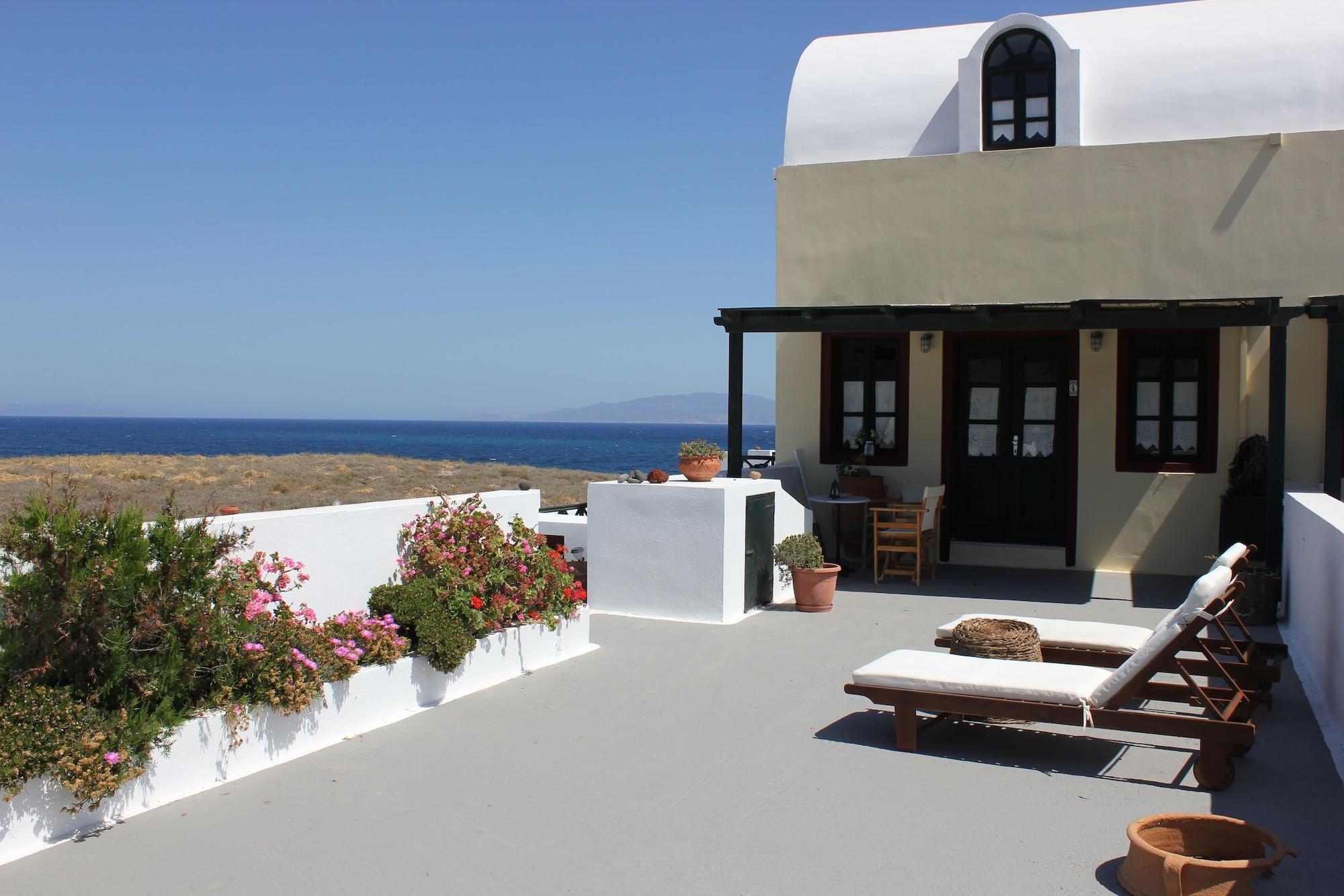 Vrachia Studios & Apartments Oia  Exterior photo